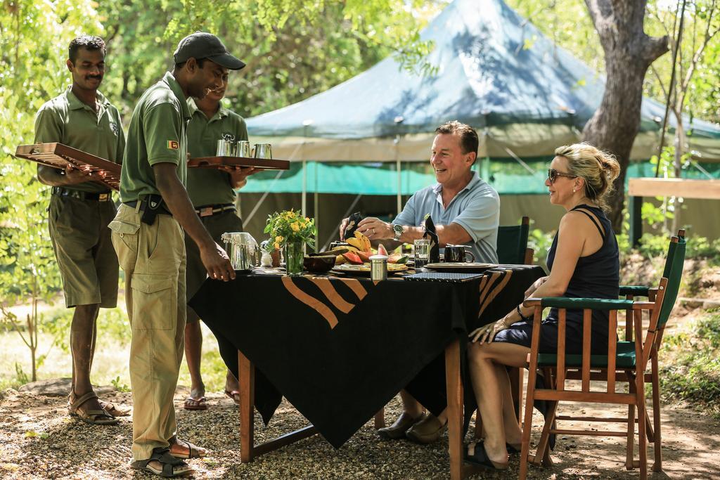 Kulu Safaris Hotel ยาลา ภายนอก รูปภาพ